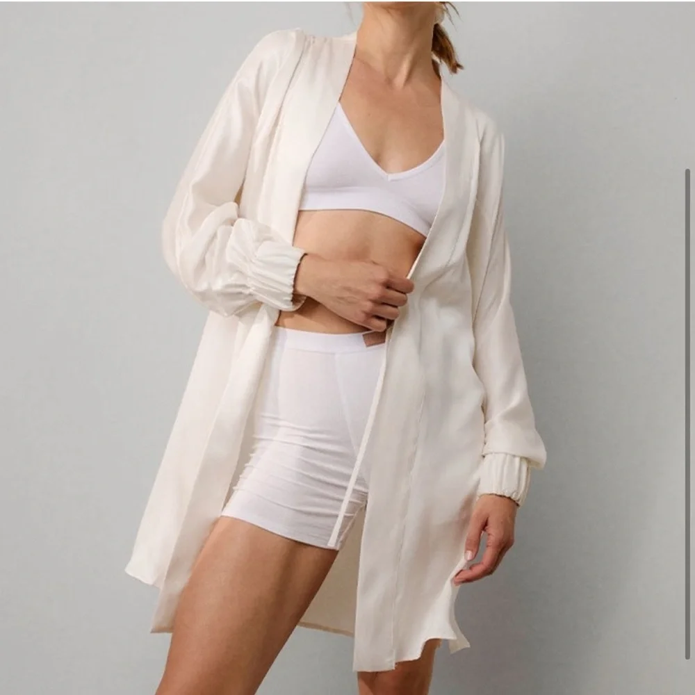 Lunya Washable Silk Robe Ivory White 100% Silk Size M